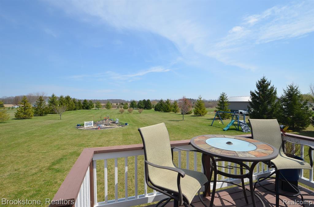 6854 WILDCAT Road, Grant, MI 48032 — Photo 9