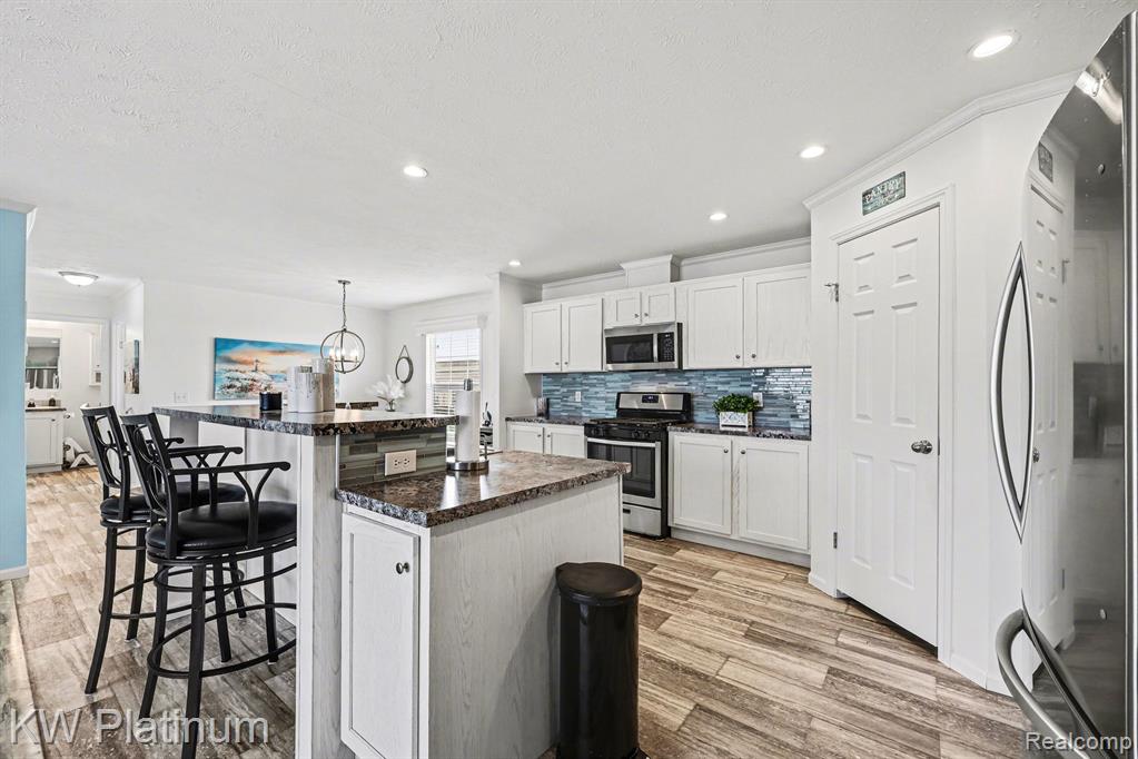 57512 Mill Point Road, Lenox, MI 48048 — Photo 8