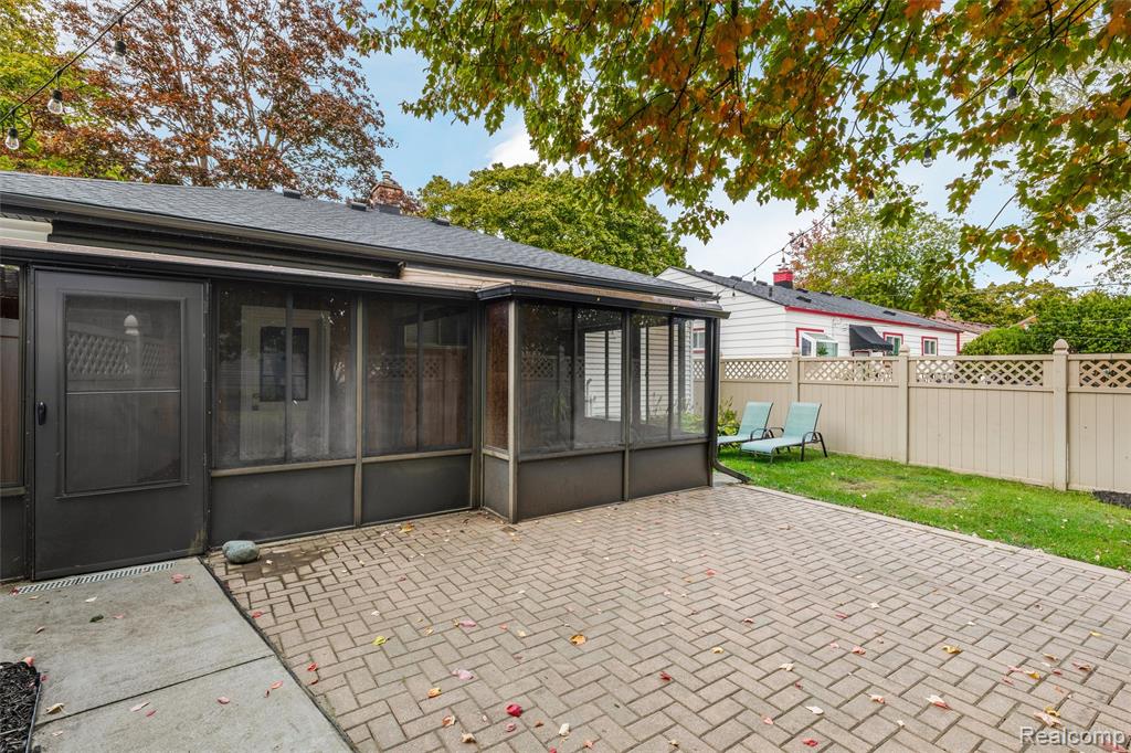 622 N Wilson Avenue, Royal Oak, MI 48067 — Photo 27