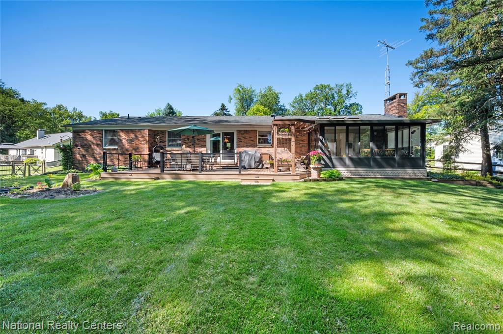 16 Lakeridge Drive, Adrian, MI 49221 — Photo 27