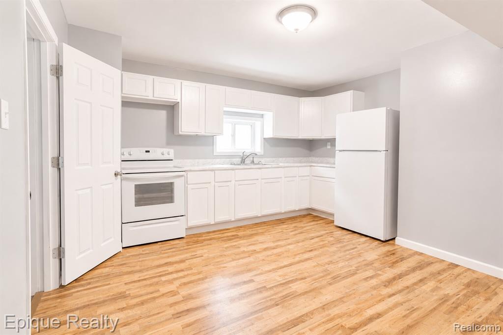 5649 Lapeer Road, MI — Photo 11