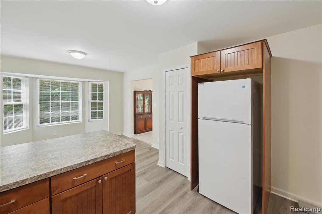 5849 Whispering Oaks Drive, Howell, MI 48855 — Photo 16