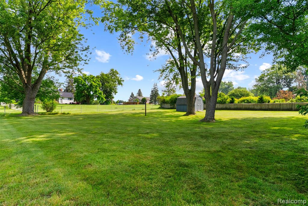 8141 Ohara Drive, Davison, MI 48423 — Photo 34