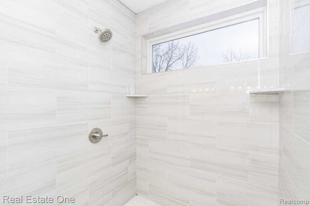 225 E Predmore Road, Oakland, MI — Photo 42