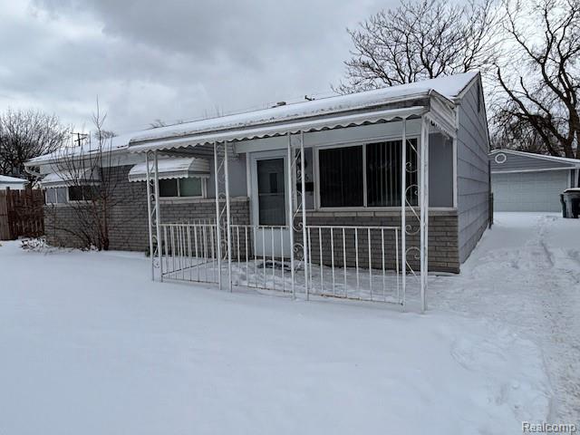 416 E Bernhard Avenue, Hazel Park, MI 48030 — front exterior