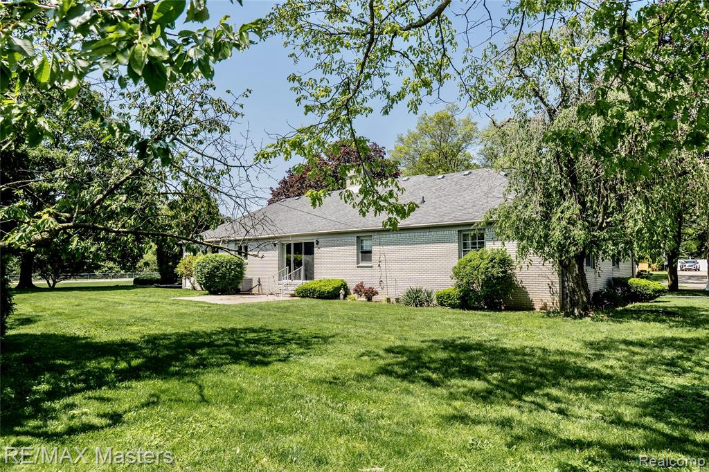 1314 Hollywood Drive, Monroe, MI 48162 — Photo 6