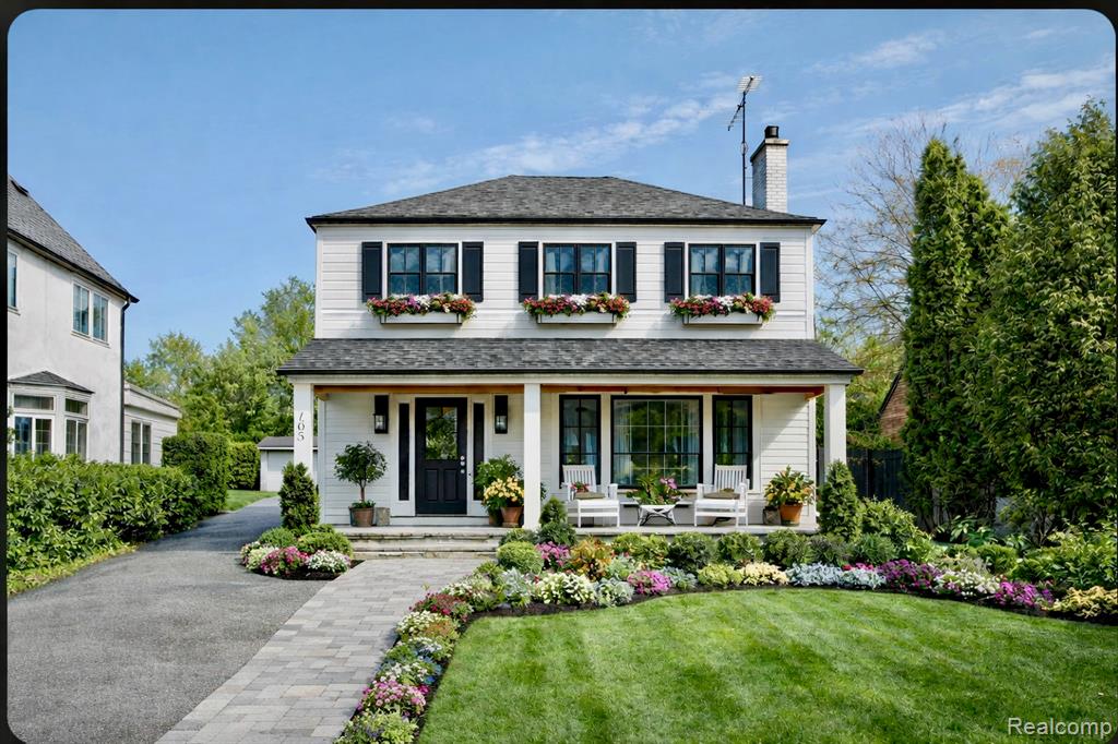 768 Washington Road, Grosse Pointe, MI 48230 — Photo 2