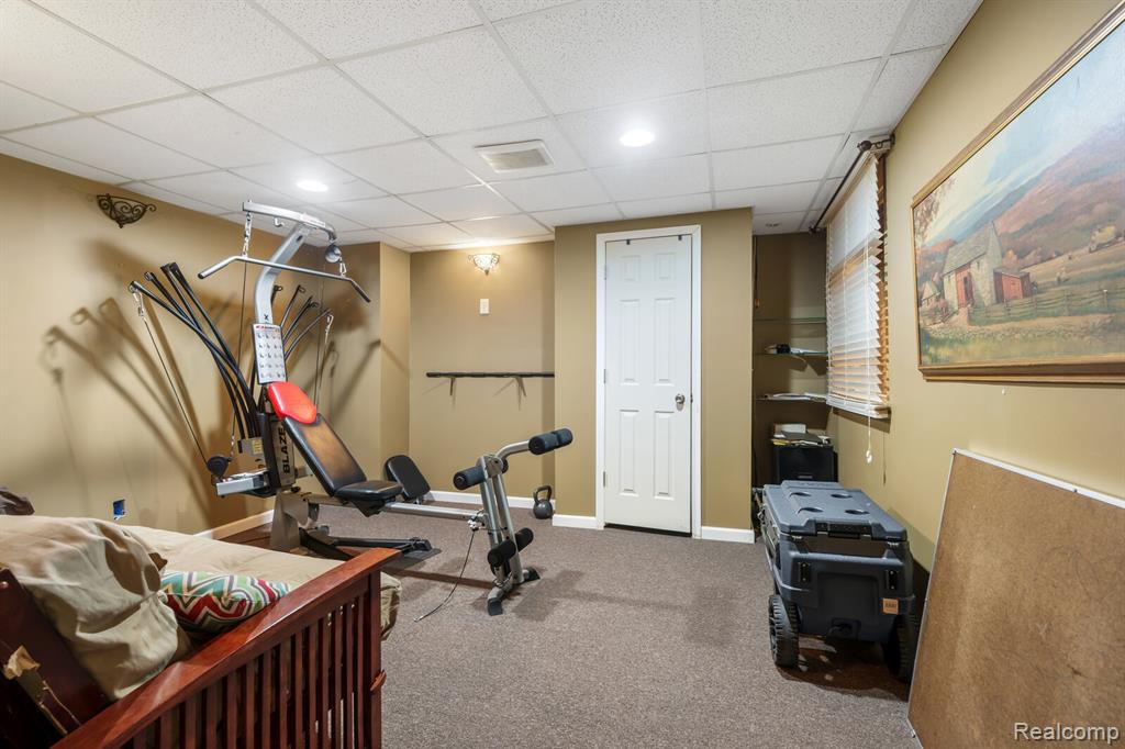 47540 Kelston Drive, Macomb, MI 48044 — Photo 32
