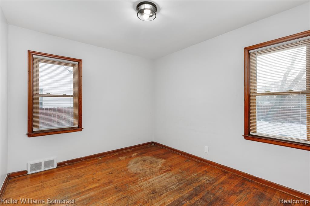 15280 Faircrest Street, Detroit, MI 48205 — Photo 9
