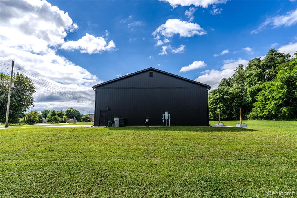 5486 Kidder Road, Almont, MI 48003 — Photo 57