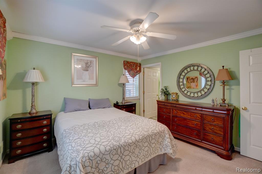 55097 WESTCHESTER Drive, Shelby Twp, MI 48316 — Photo 13