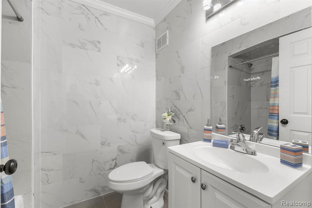 9341 POLK Street, Taylor, MI 48180 — Photo 21