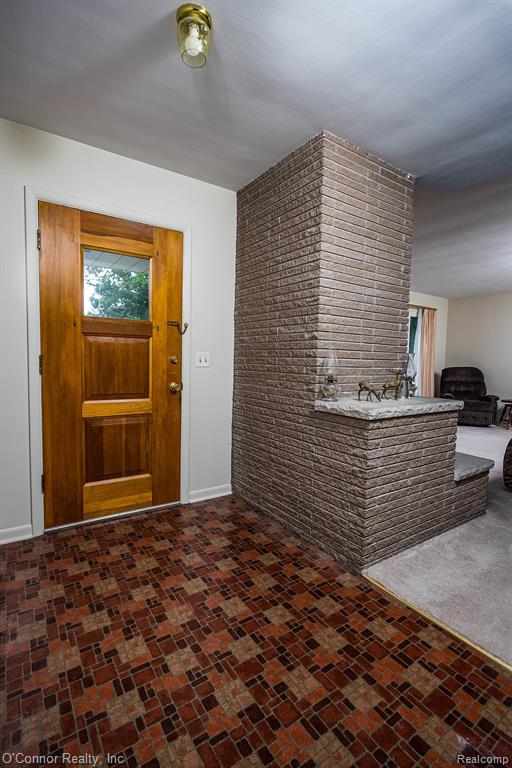 905 Virginia Avenue, Marysville, MI 48040 — Photo 3