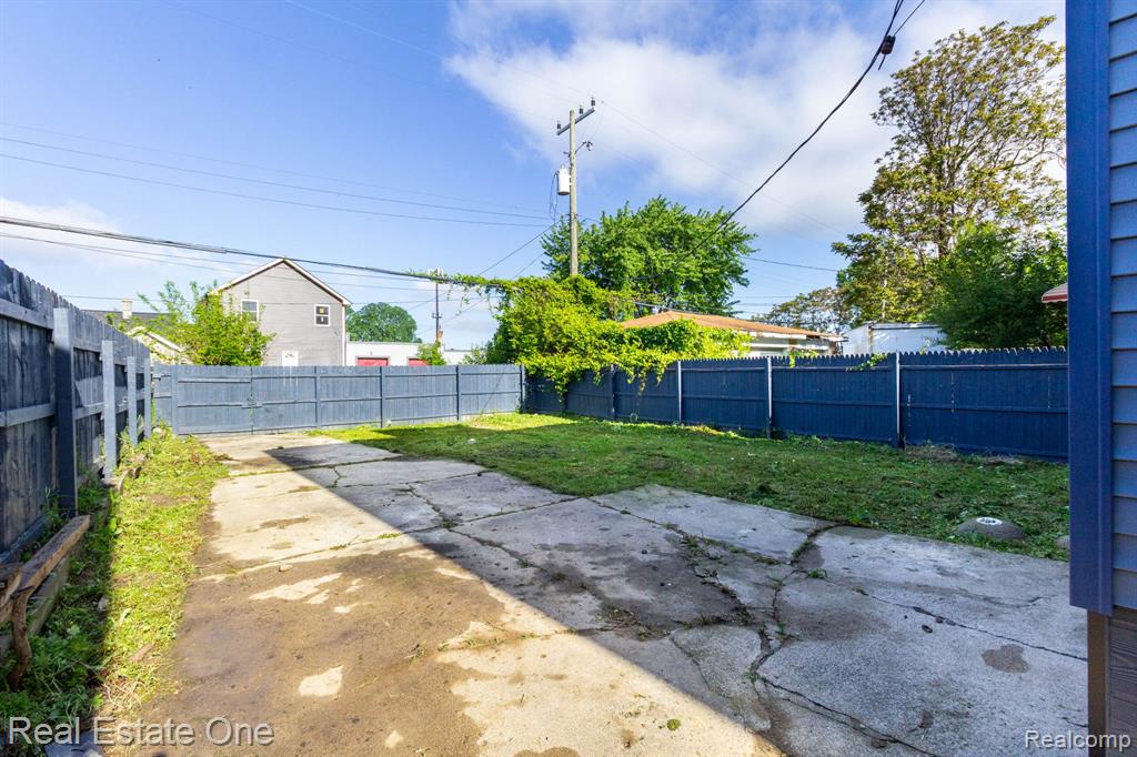 7327 American Street, Detroit, MI 48210 — Photo 48
