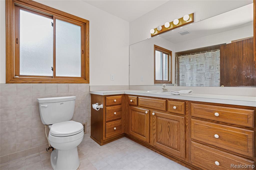 7236 Bluebill Street, Clay, MI 48001 — Photo 40