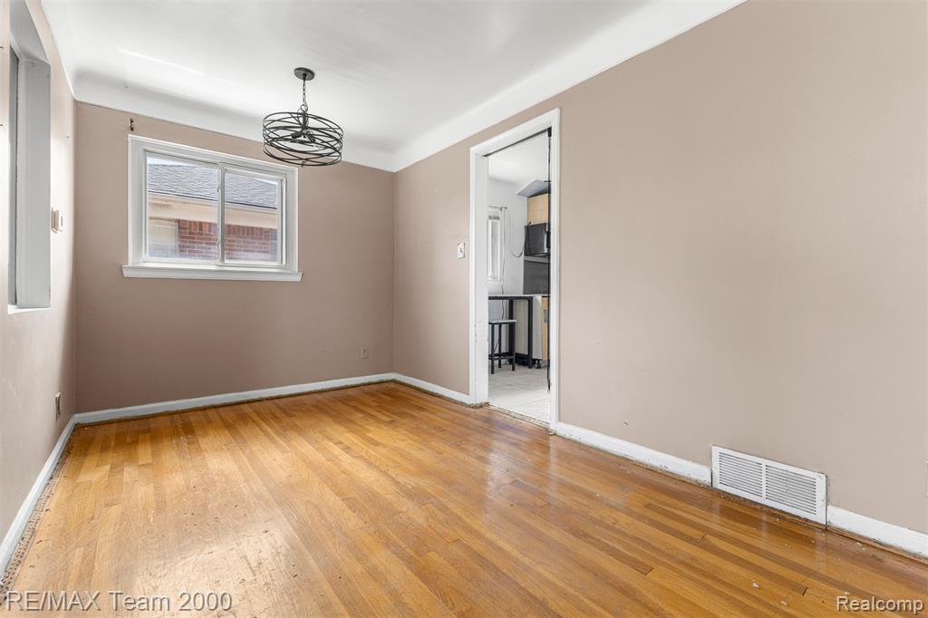 22101 Church Street, Oak Park, MI 48237 — Photo 19