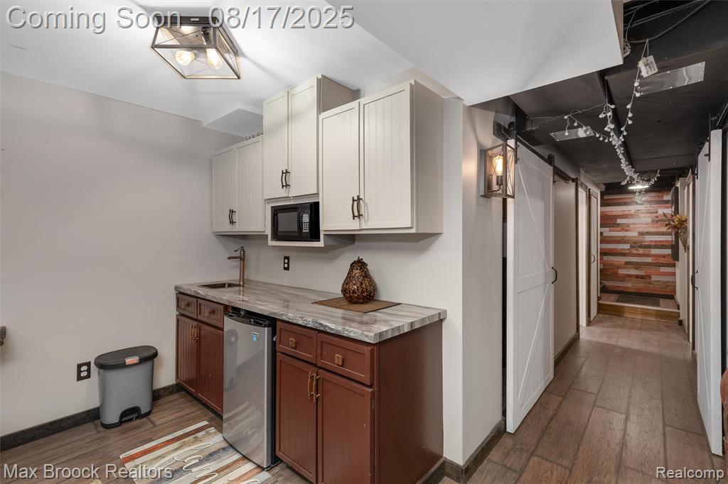 7680 Hudson Court, Dexter, MI 48130 — Photo 33
