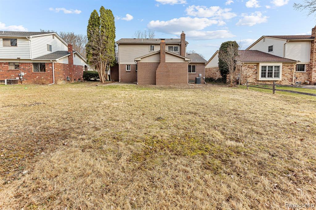 41639 METALINE Drive, Canton, MI 48187 — Photo 11