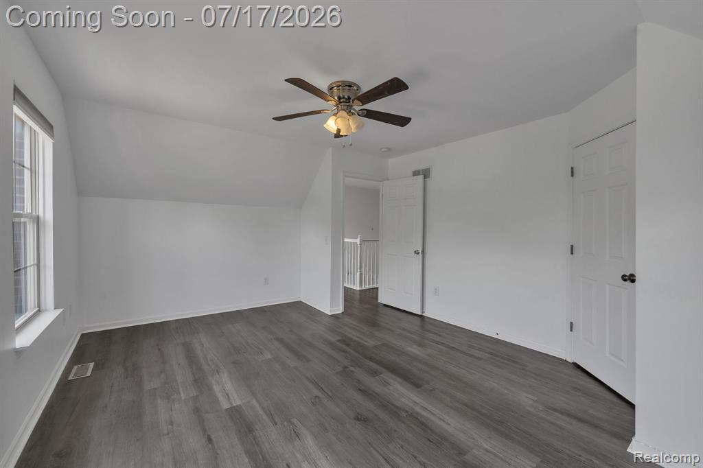 41101 N Maplewood Drive, Canton, MI 48187 — Photo 48