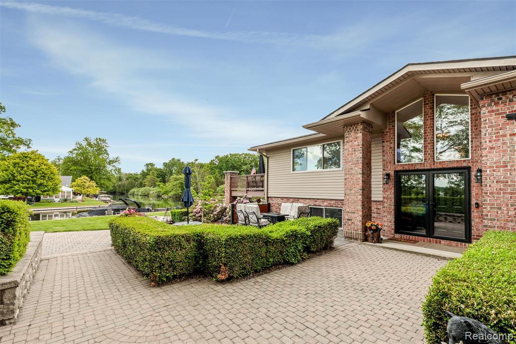 8950 Riverview, Pinckney, MI 48169 — Photo 44