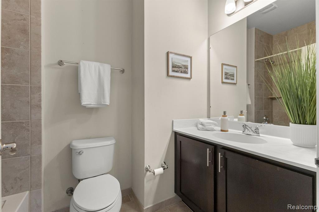 50262 TETON RIDGE Drive, Northville, MI 48168 — Photo 36