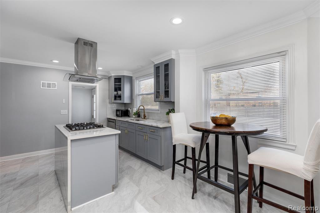 17200 Pontchartrain Boulevard, Highland Park, MI 48203 — Photo 11