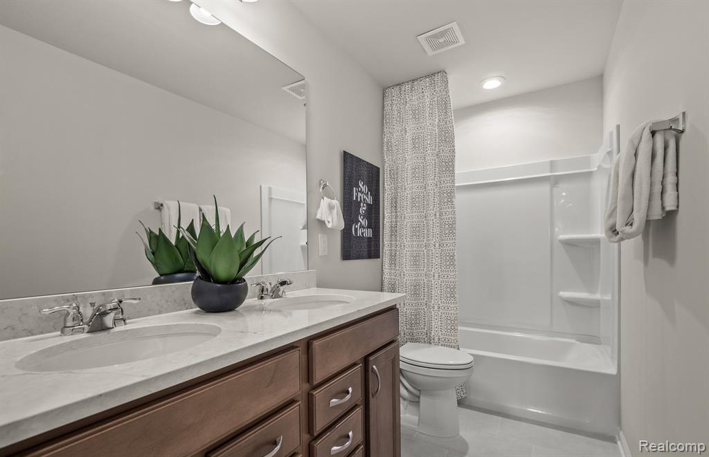4773 Marquette Drive, Milford, MI 48381 — Photo 21