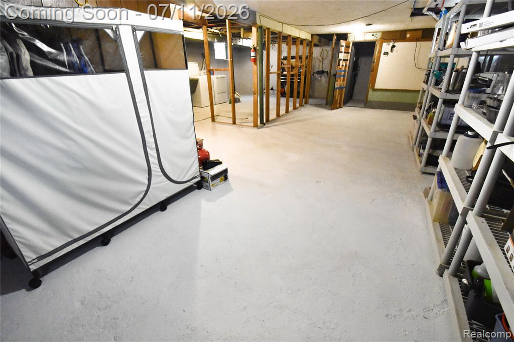 34 Moser Place, Mount Clemens, MI 48043 — Photo 35