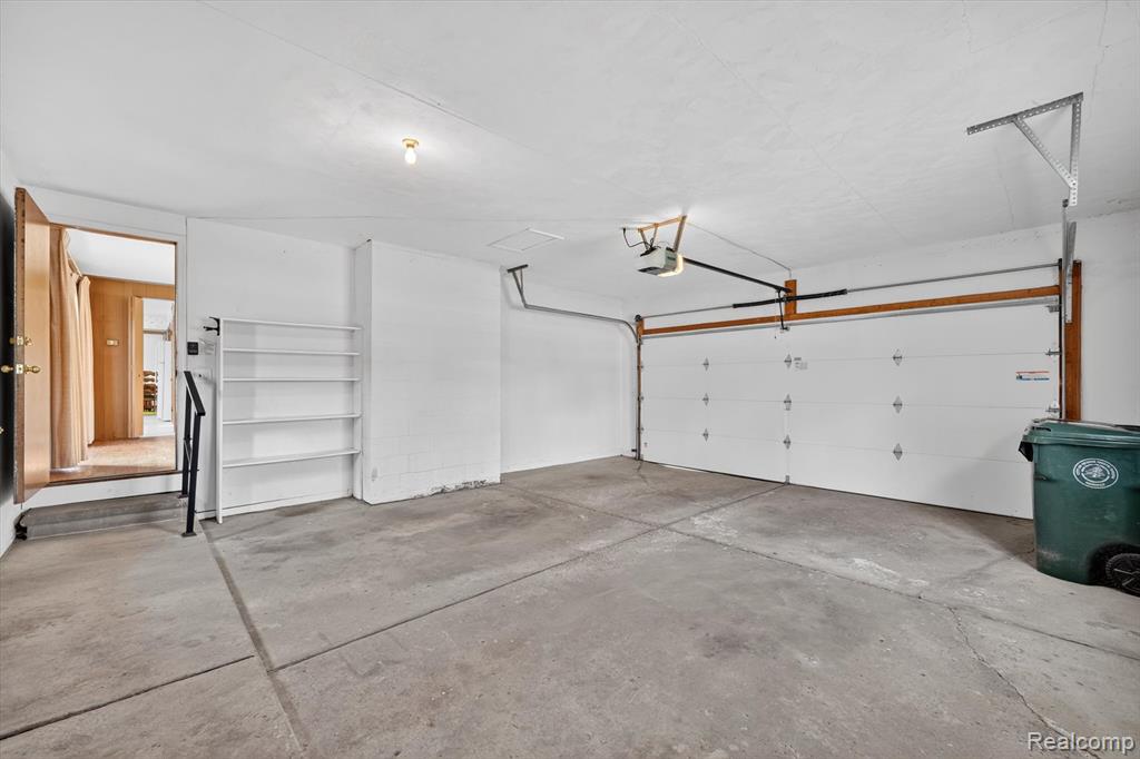 21520 Goethe Ave, Grosse Pointe Woods, MI 48236 — Photo 27