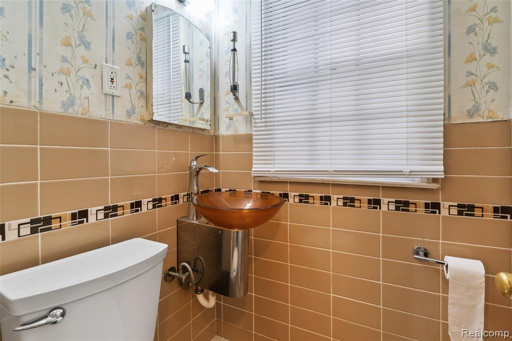 6262 W Outer Drive, Detroit, MI 48235 — Photo 28