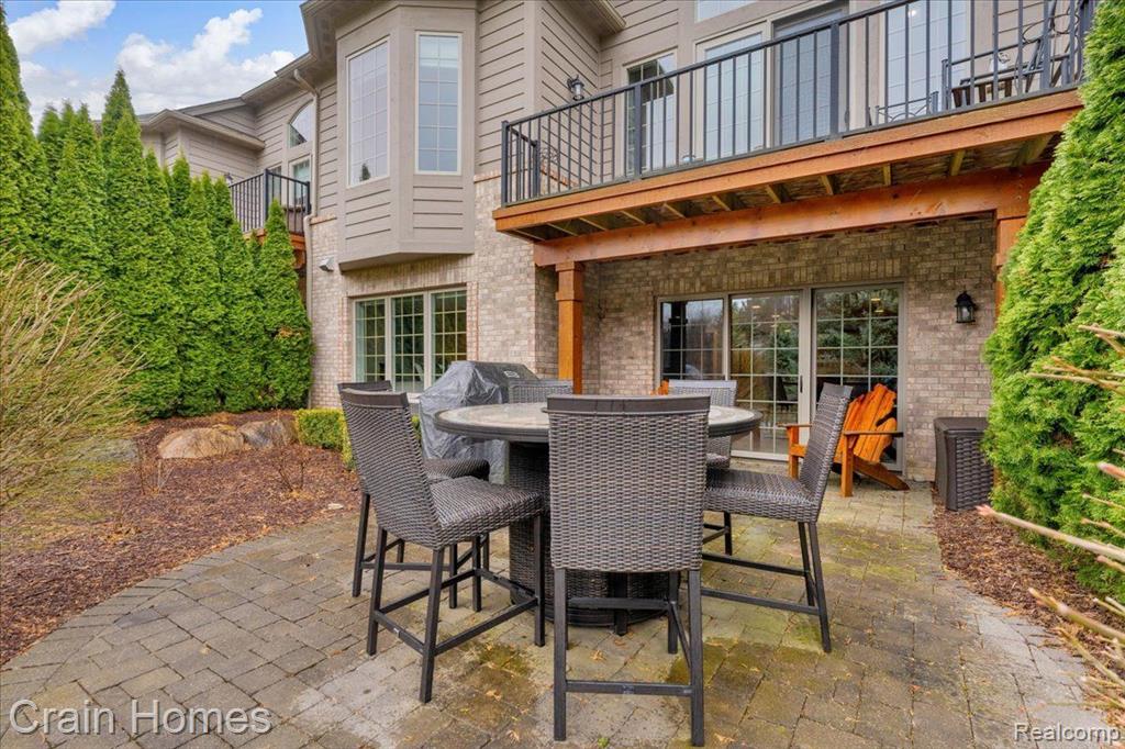 5808 KNOB HILL Circle, Clarkston, MI 48348 — Photo 37
