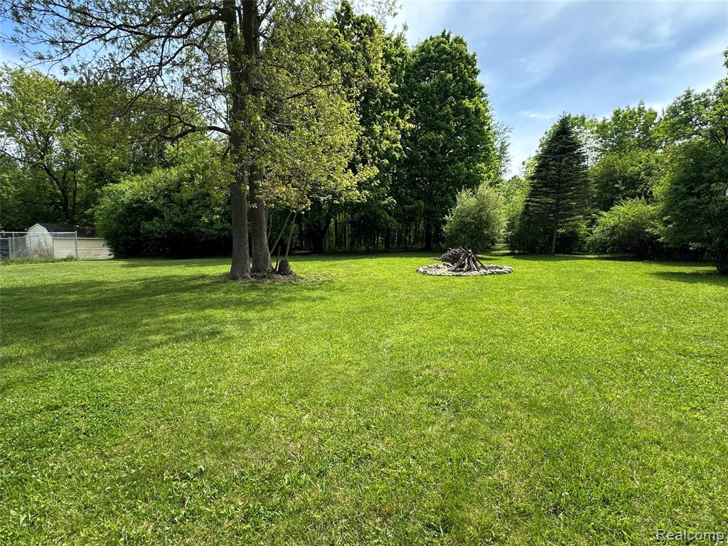 6161 River Road, Flushing, MI 48433 — Photo 17