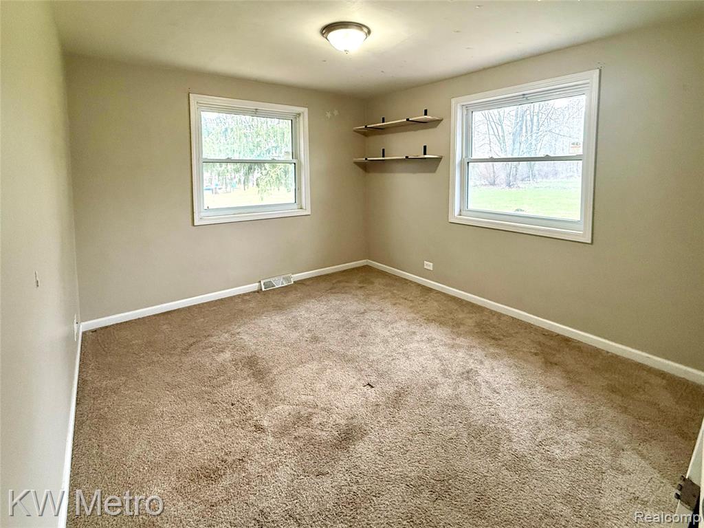 5036 Beecher Road, Flint, MI 48532 — Photo 10