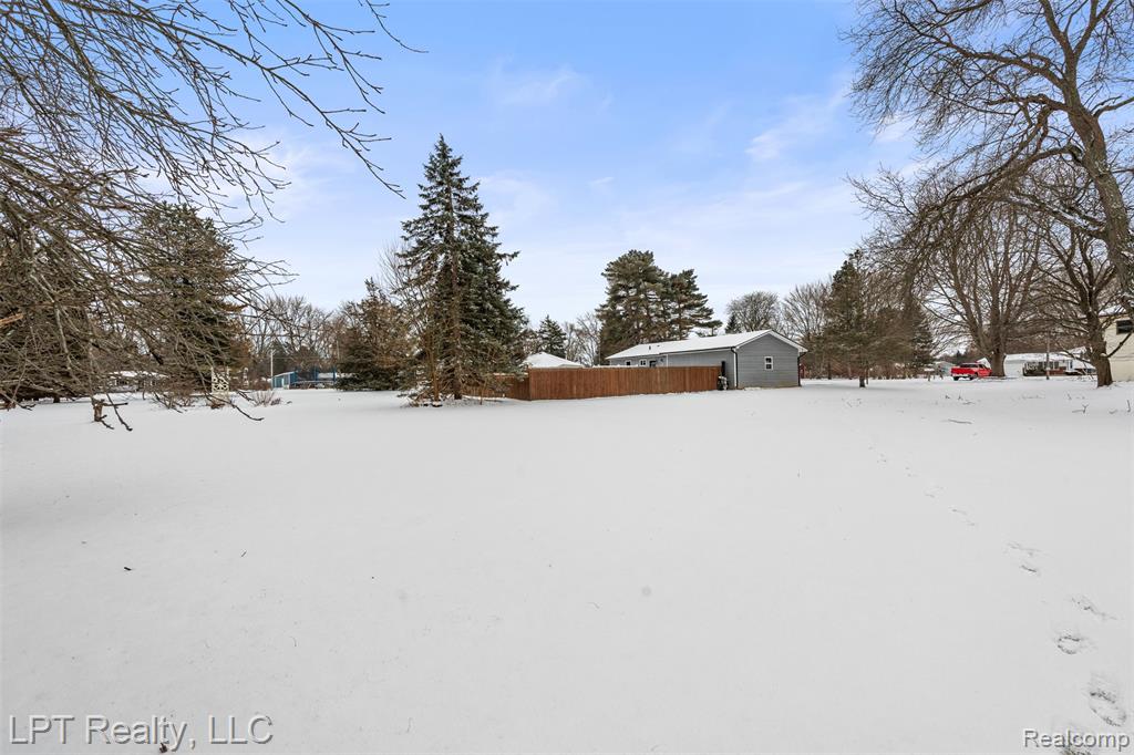 8088 Oreilly Circle, Davison, MI 48423 — Photo 40