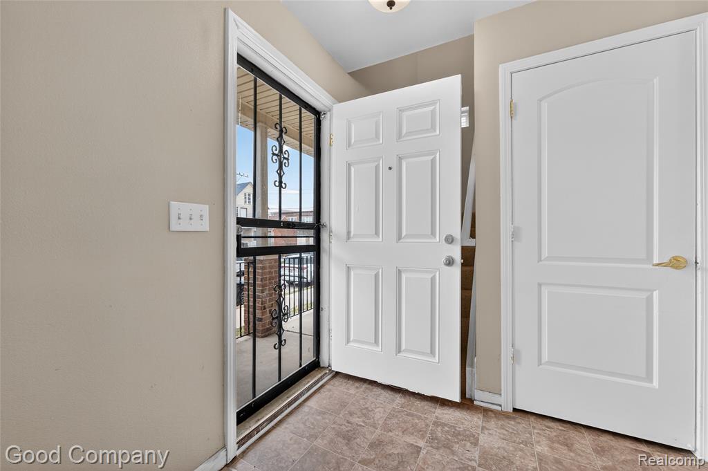 2470 Andrus Street, Hamtramck, MI 48212 — Photo 3
