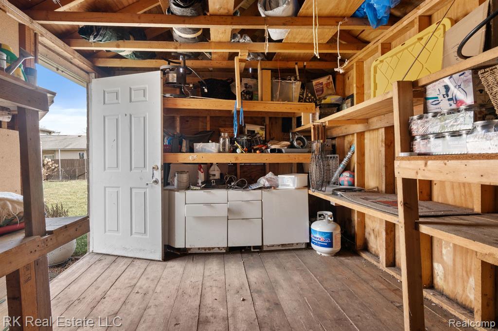 8948 RHODE Drive, Shelby Twp, MI 48317 — Photo 40