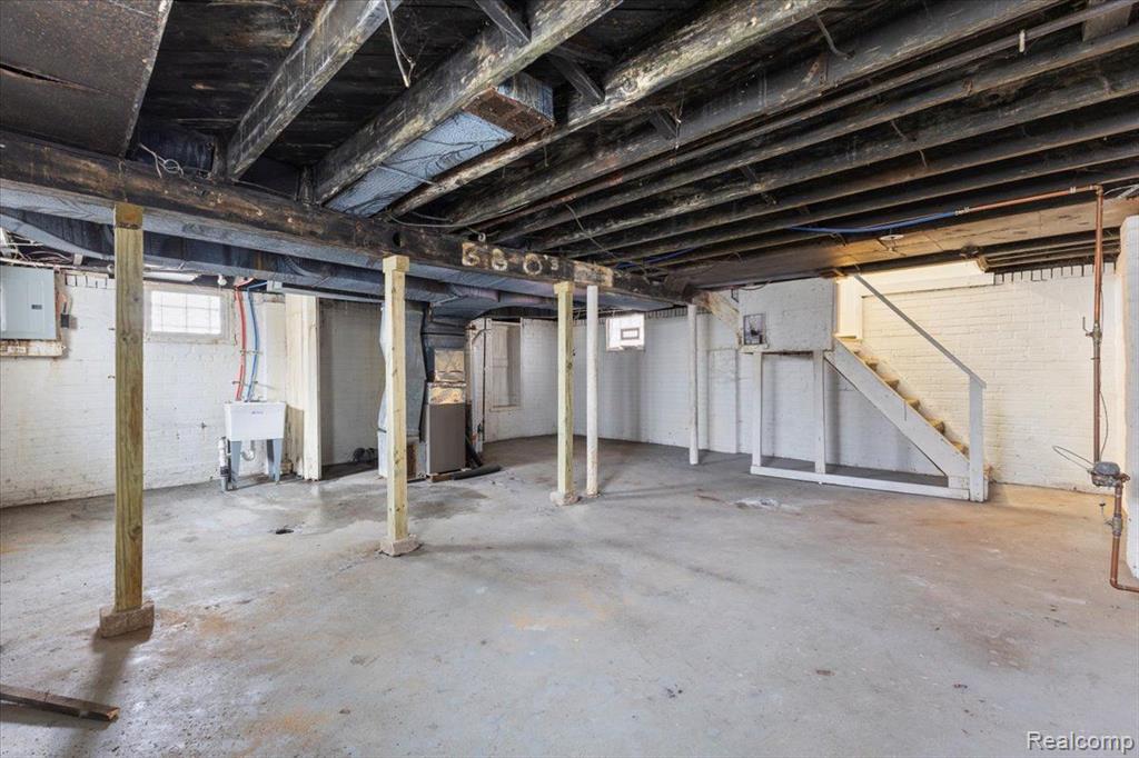7525 E ROBINWOOD Street, Detroit, MI 48234 — Photo 20