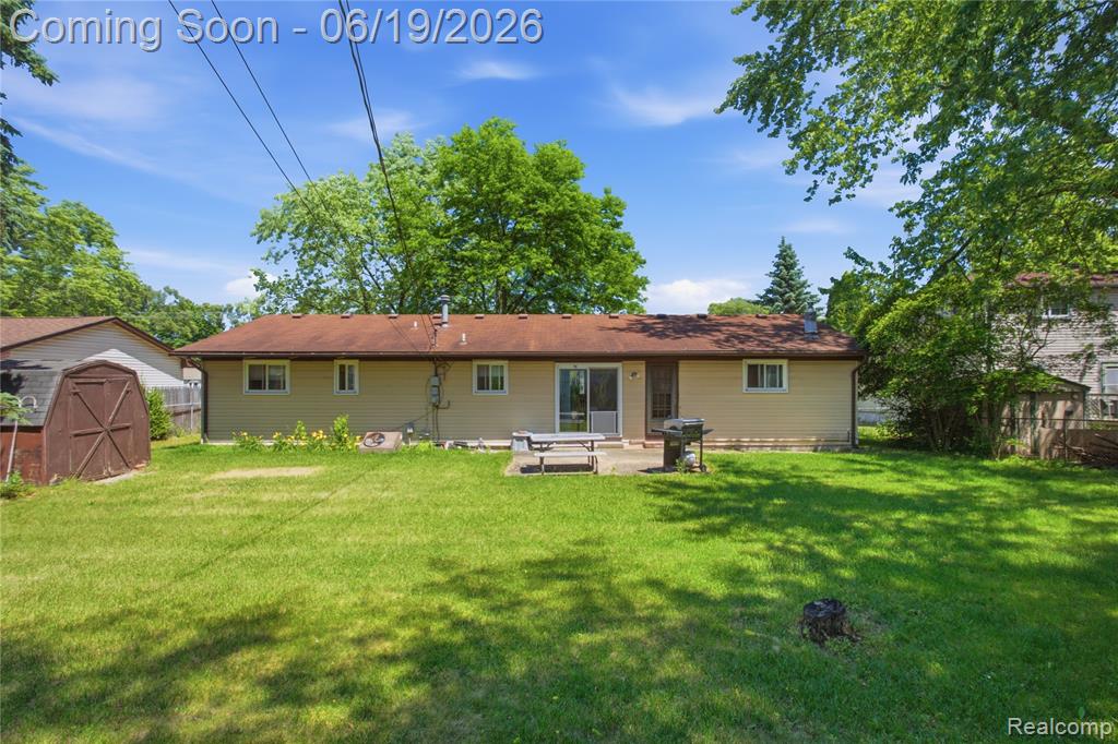 47395 Dequindre Road, Rochester Hills, MI 48307 — Photo 15