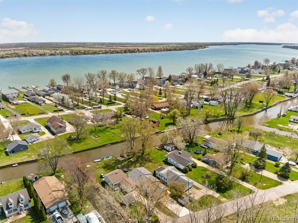 433 Walnut Drive, East China, MI — Photo 41