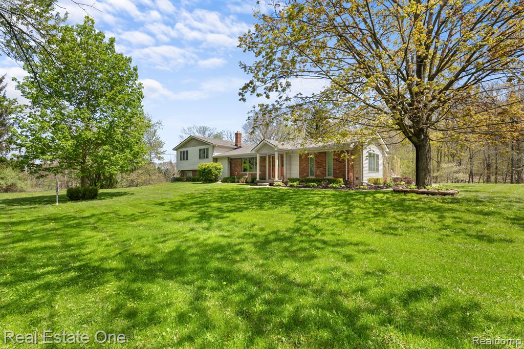 5423 E Sandhill Road, Almont, MI 48003 — Photo 35