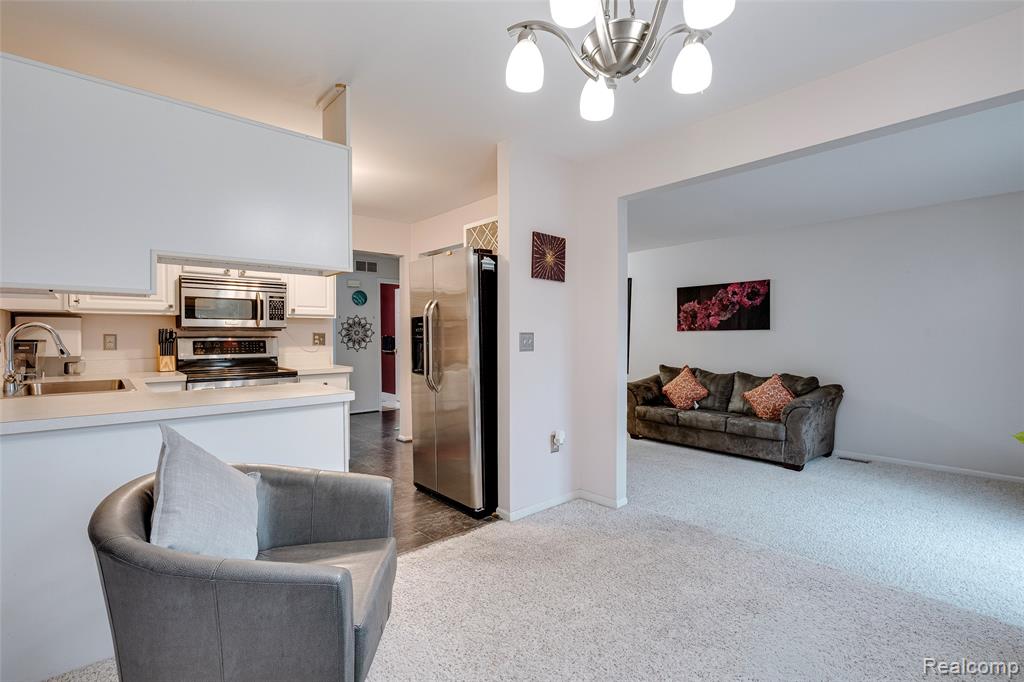 834 Natures Cove Court, Wixom, MI — Photo 22