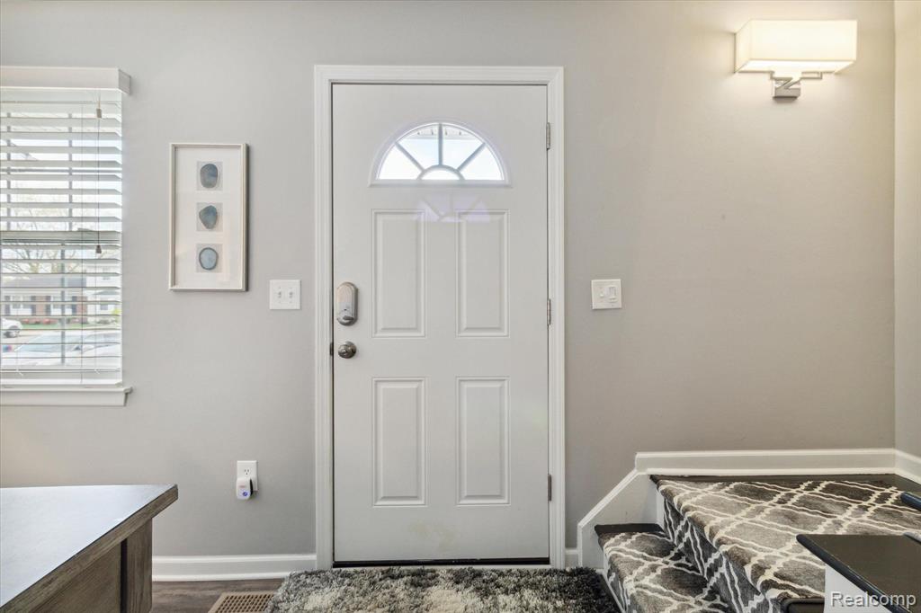 19685 IRONWOOD Court, Northville, MI 48167 — Photo 7