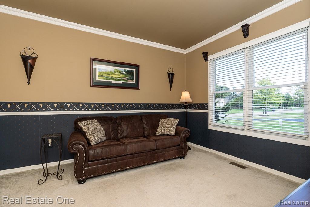 4595 Dunbar Court, Rochester, MI 48306 — Photo 17