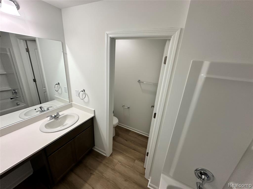 4881 Marquette Drive, Milford, MI 48381 — Photo 32