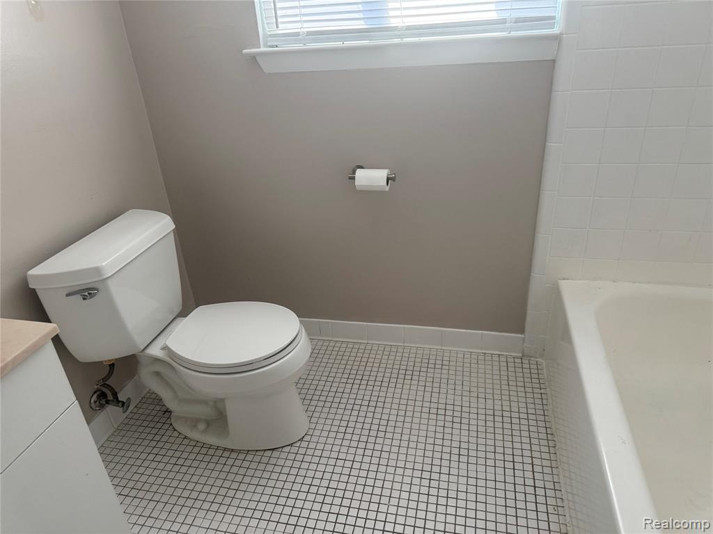 2833 Deake, Ann Arbor, MI 48108 — Photo 7
