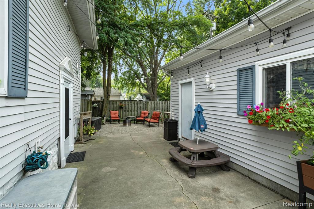 2037 Saint Clair River Drive, Algonac, MI 48001 — Photo 26