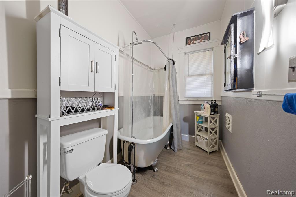 7334 WILDEMERE Street, Detroit, MI 48206 — Photo 21