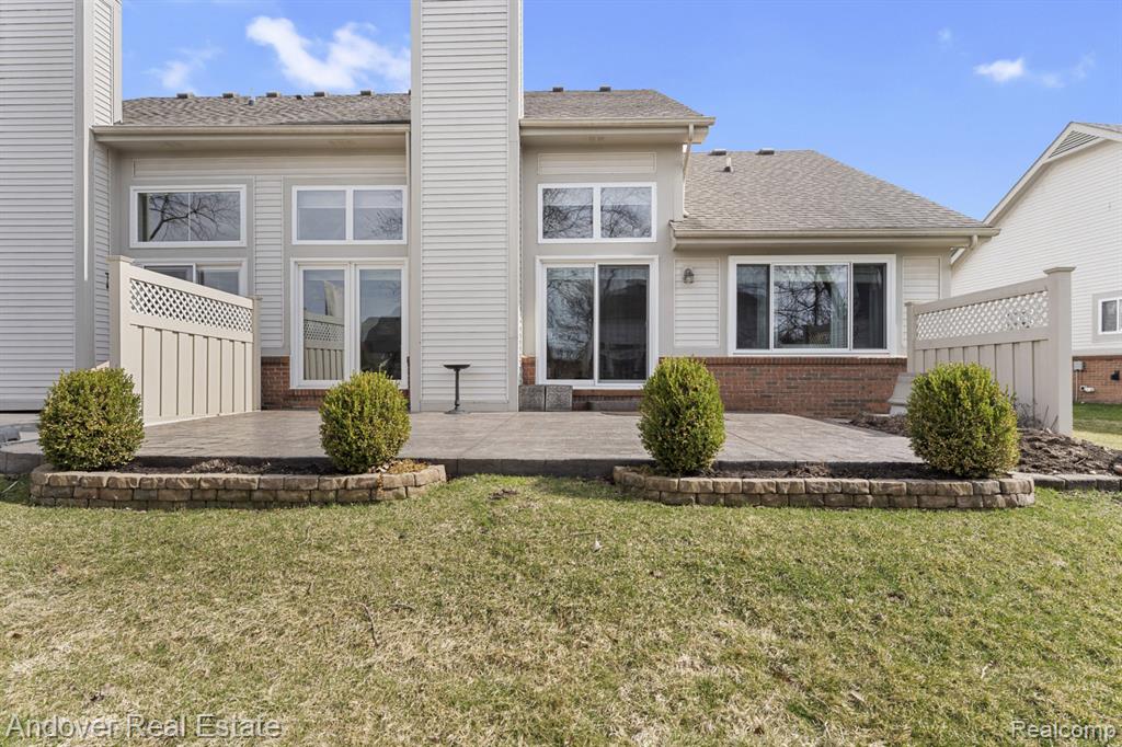 23714 N Park Drive, New Boston, MI 48164 — Photo 32