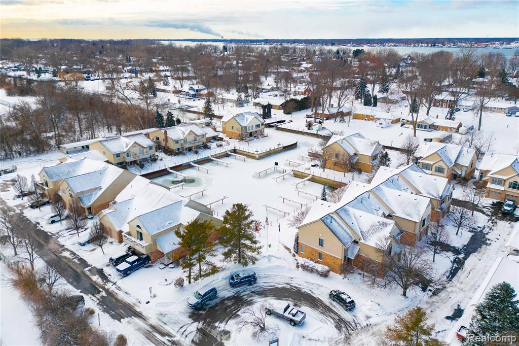 27824 Reo Road, Grosse Ile, MI 48138 — Photo 37