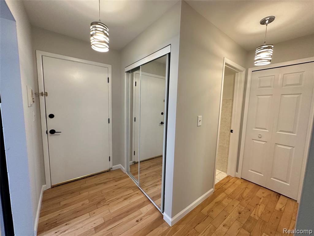 755 E Fox Hills Drive, Bloomfield Hills, MI 48304 — Photo 6